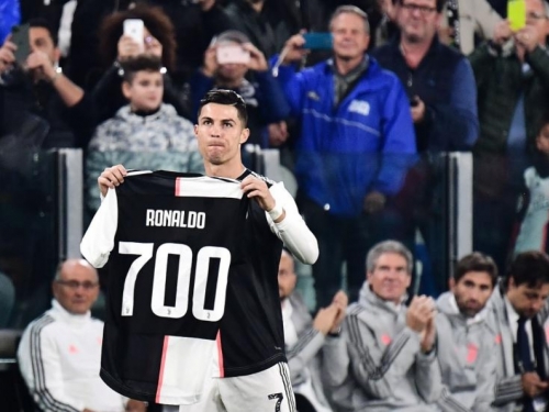 Ronaldo je jučer zabio 701. gol u karijeri