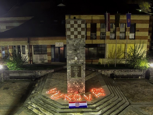NAJAVA: Paljenje svijeća u znak sjećanja na žrtve Vukovara