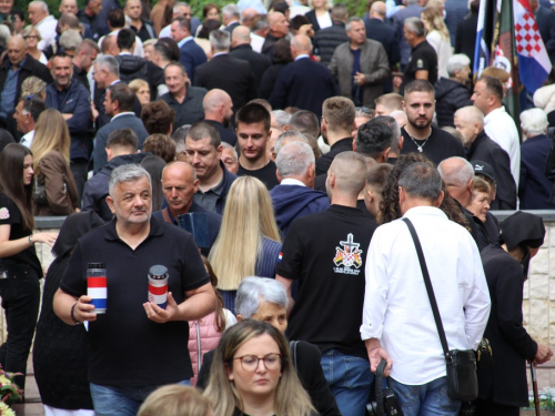 FOTO: Obilježena 32. obljetnica stradanja Hrvata na Uzdolu