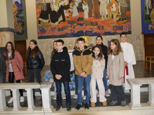 FOTO: Sv. Nikola i ove godine razveselio djecu u župi Rama-Šćit