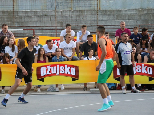 FOTO: Druga večer Streetball turnira u Prozoru