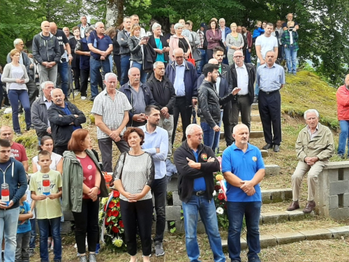 FOTO: Na Pomenu obilježena 27. obljetnica stradanja hrvatskih branitelja