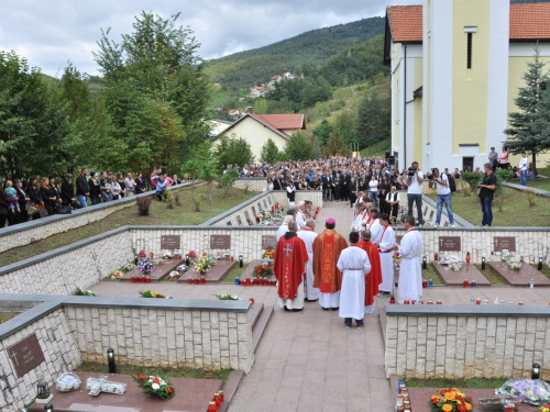 Poziv za pomoć u izgradnji spomen obilježja poginulim braniteljima na Uzdolu