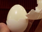Najlakši način za savršeno guljenje kuhanih jaja