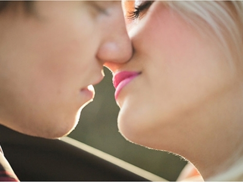 5 bolesti koje možete dobiti poljupcem u samo 10 sekundi