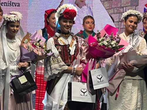 Marina Jurić iz BiH najljepša je Hrvatica u narodnoj nošnji izvan Hrvatske