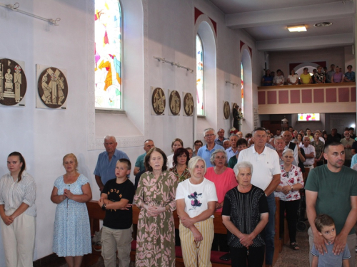 FOTO: Patron župe Prozor - Presveto Srce Isusovo