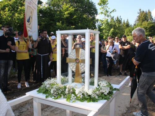 FOTO: Jedinstveni događaj na Pidrišu - stigle moći sv. Ante