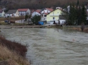 Tomislavgrad: Voda ugrozila objekte i prometnice u naseljima ispod Ljubuše
