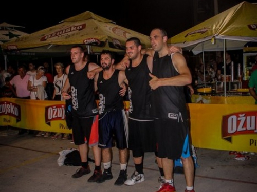 Foto: Tim Rodeo Sarajkomerc pobjednik Streetball Rama 2018.