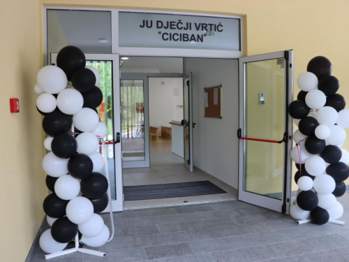 FOTO: Svečano otvoren novi dječji vrtić u Prozoru