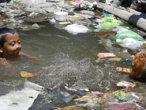 Zbog onečišćene vode kolera i tifus prijete zdravlju 320 milijuna ljudi