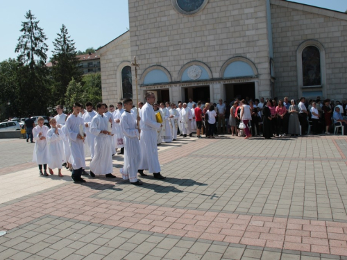 FOTO: Mlada misa vlč. Ljube Zelenike u Prozoru