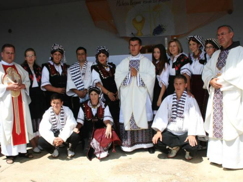 FOTO: Mlada misa don Pere Burečića