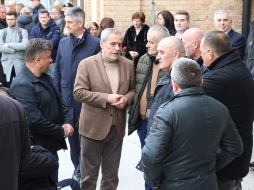 FOTO: Na Mirogoju sahranjen pukovnik Ante Pavlović
