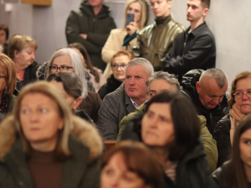 Veličanstvena završnica u Rami: ''Čuvarice'' koncertom u Prozoru zaključile korizmenu turneju