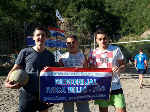 FOTO: Ljeto u Gračacu 2017. - Više od 120 natjecatelja na memorijalu
