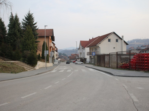 FOTO: U Prozoru se poštuju naredbe - na ulicama nema nikoga!