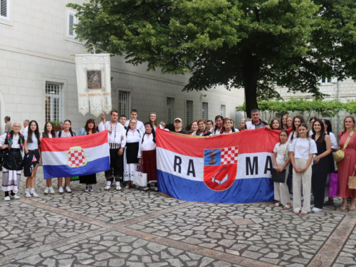 FOTO/VIDEO: Ramci hodočastili Gospi u Sinj