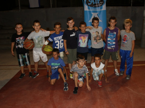 FOTO: Počeo turnir u uličnoj košarci "Streetball Rama 2016."