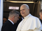 Papa stiže u Libanon: Molit će na mjestu bejrutske eksplozije