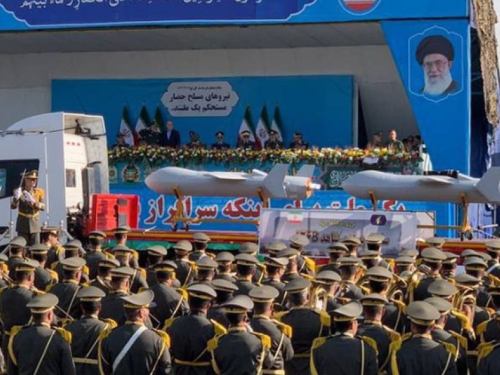 Iran predstavio novi dron samoubojicu: ''Najmoćniji su na svijetu''