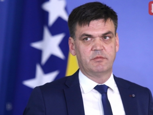 Ilija Cvitanović ponovno izabran za predsjednika HDZ-a 1990