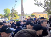 Policija u Livnu privela prosvjednike