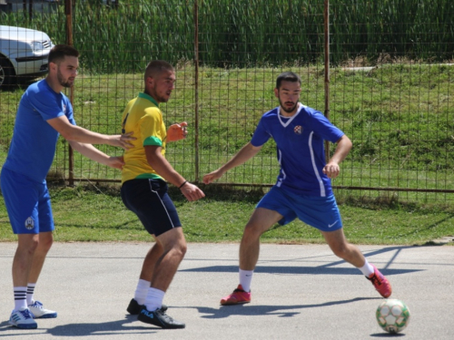 FOTO: Ekipa ''MNK Uzdol'' pobjednik turnira na Orašcu