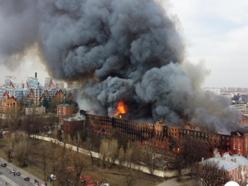 Rusija: U gašenju požara tvornice sudjeluje 350 vatrogasaca, ima i poginulih