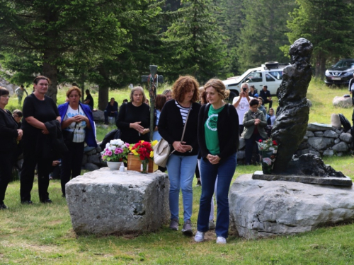 FOTO: Misa Uočnica na Kedžari