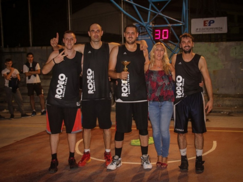 Foto: Tim Rodeo Sarajkomerc pobjednik Streetball Rama 2018.