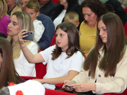FOTO: Na Šćitu održana 5. kulturno-vjerska baština Hrvata BiH pod geslom ''Vratimo nadu zavičaju''