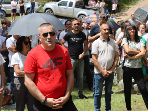 FOTO/VIDEO: Tisuće vjernika na Kedžari proslavilo 'Divin dan'