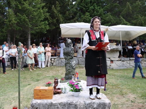 FOTO/VIDEO: Tisuće vjernika na Kedžari proslavilo Divin dan