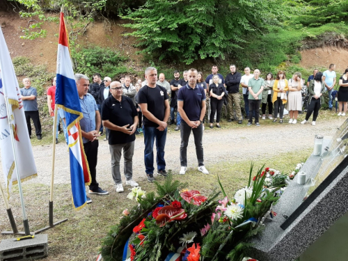 FOTO: Na Pomenu obilježena 27. obljetnica stradanja hrvatskih branitelja