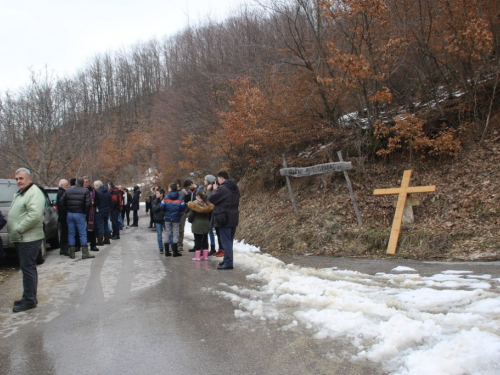 FOTO: Put križa - Treća korizmena nedjelja u župi Uzdol