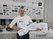 Duvanjska kobasijada: Ivica Sičaja osvojio tri srebrne i jednu zlatnu plaketu