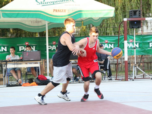 FOTO: Počeo turnir u uličnoj košarci ''Streetball Rama 2017.''