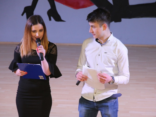 FOTO: Priredba povodom Valentinova, izabrani Miss i Mister Srednje škole