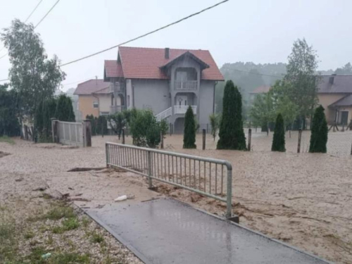 Bujične poplave - teška situacija na sjeveroistoku Bosne