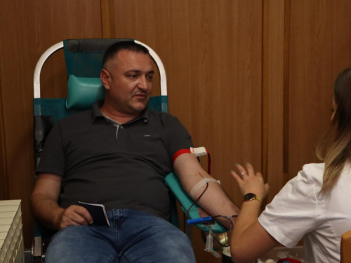 FOTO: Uspješna akcija darivanja krvi u Prozoru