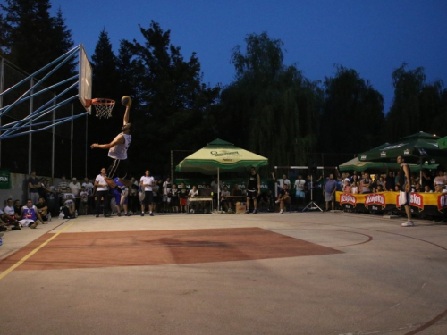 FOTO: ''General Vasilije Mitu'' iz Zagreba pobjednik 15. Streetball Rama