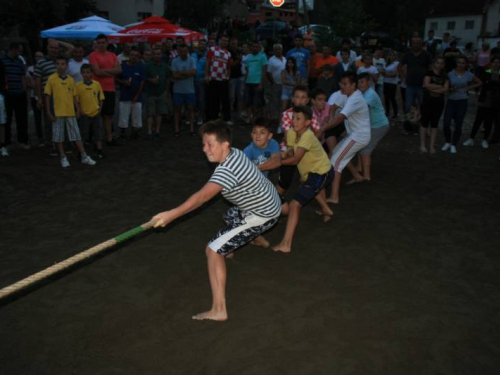 FOTO: Održane 3. ljetne igre na Gračacu