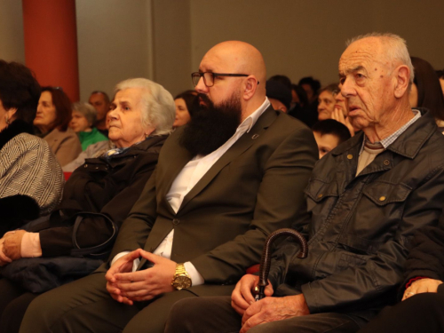 FOTO/VIDEO: U Prozoru održana manifestacija ''Mom gradu na dar''