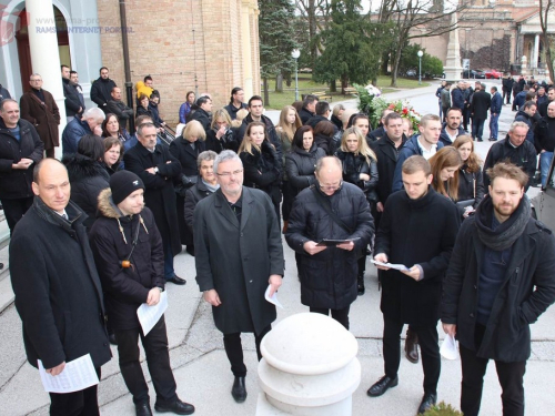 FOTO: Na Mirogoju sahranjen pukovnik Ante Pavlović