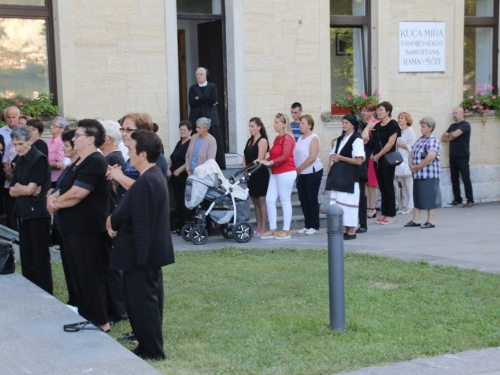 FOTO: Misa Uočnica povodom proslave Velike Gospe u župi Rama Šćit