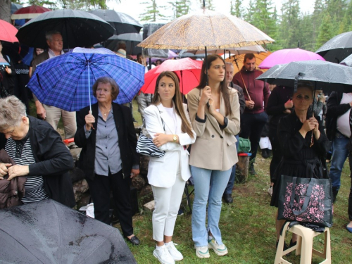 FOTO/VIDEO: Tisuće vjernika na Kedžari proslavilo Divin dan