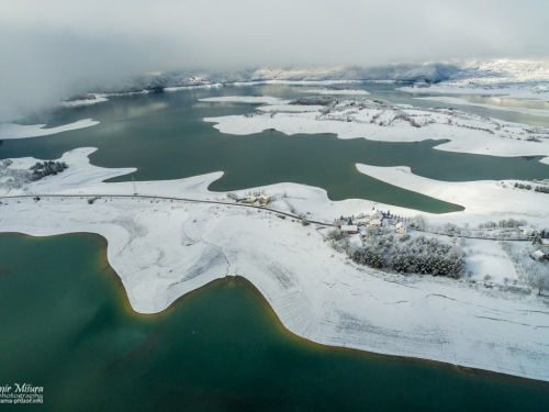 FOTO/VIDEO: Snijeg zabijelio Ramu, pogledajte kako izgleda iz zraka