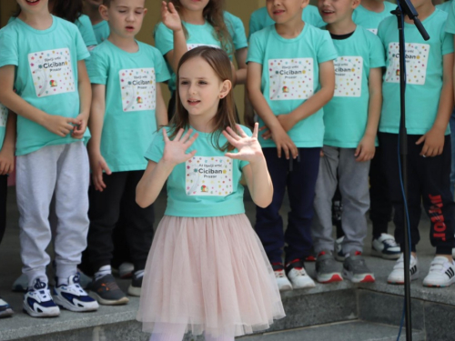 FOTO: Svečano otvoren novi dječji vrtić u Prozoru